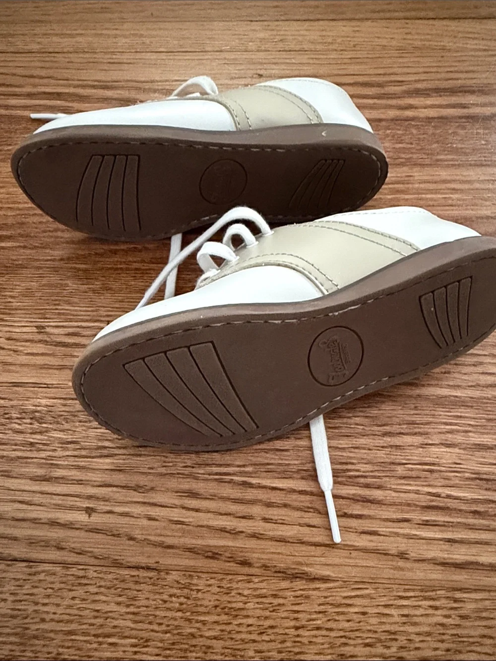 FootMates White and Cream Lace-Up Kids Dress Shoes